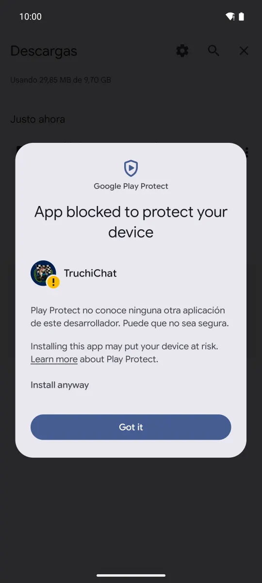 El mismo aviso de Play Protect desplegado, con «Installing this app may put your device at risk» y el enlace «Install anyway» encima del botón «Got it».